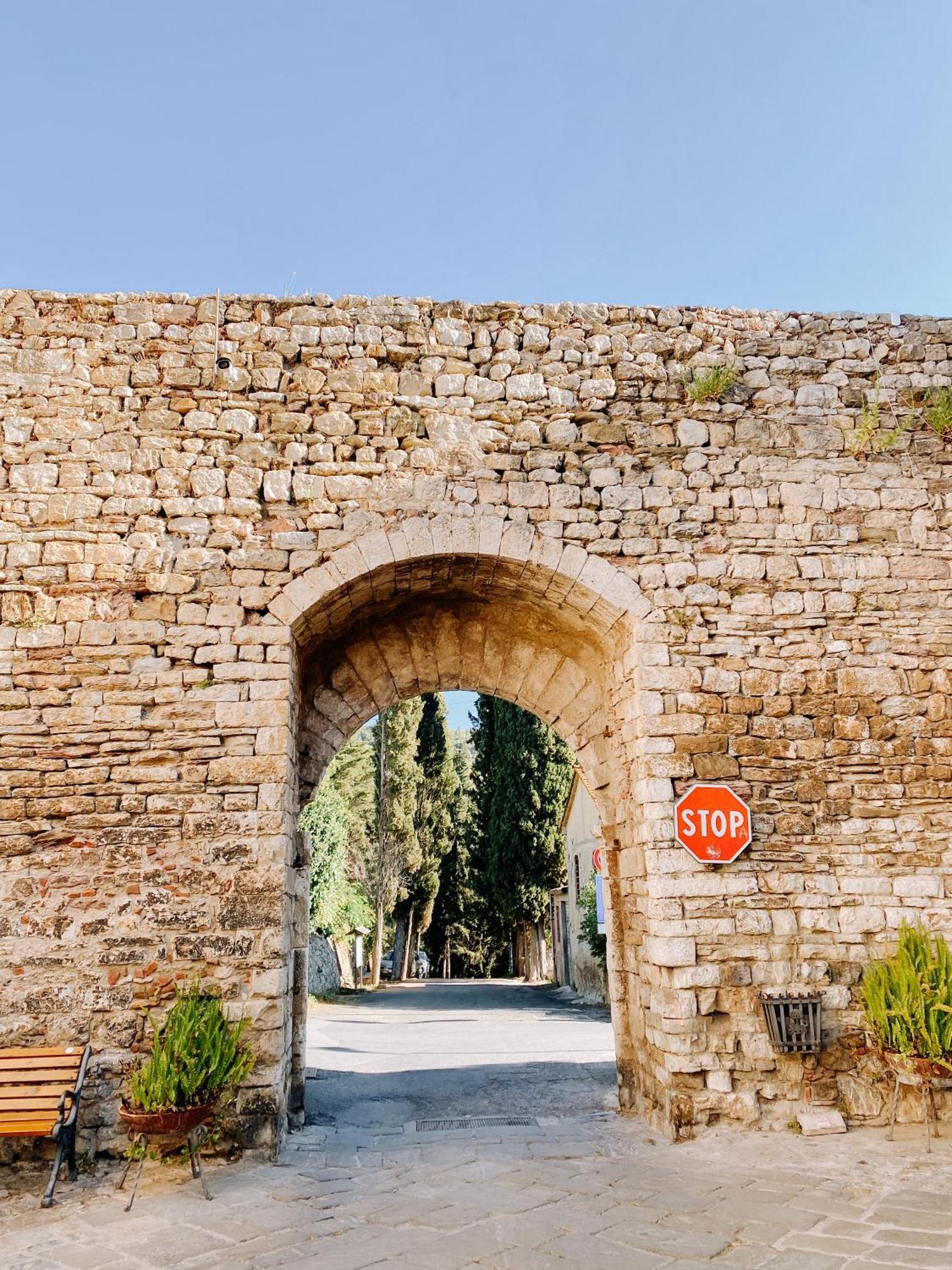 苏韦雷托La Casa Nel Castello E Il Giardino Segreto别墅 外观 照片